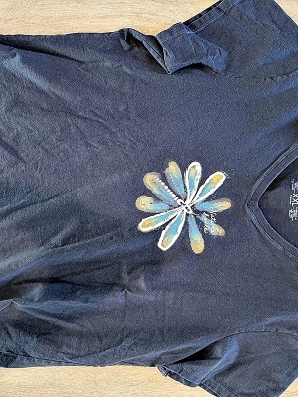 Life is Good Women's Nature Heals Dragonfly Crusher Vee Short Sleeve Graphic Tee